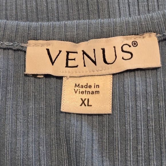 Venus Henley Short Sleeve Blue Button-Front Top Women's size XL (16) - Picture 7 of 11